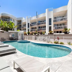 3* Aparthotel Kirra Palms